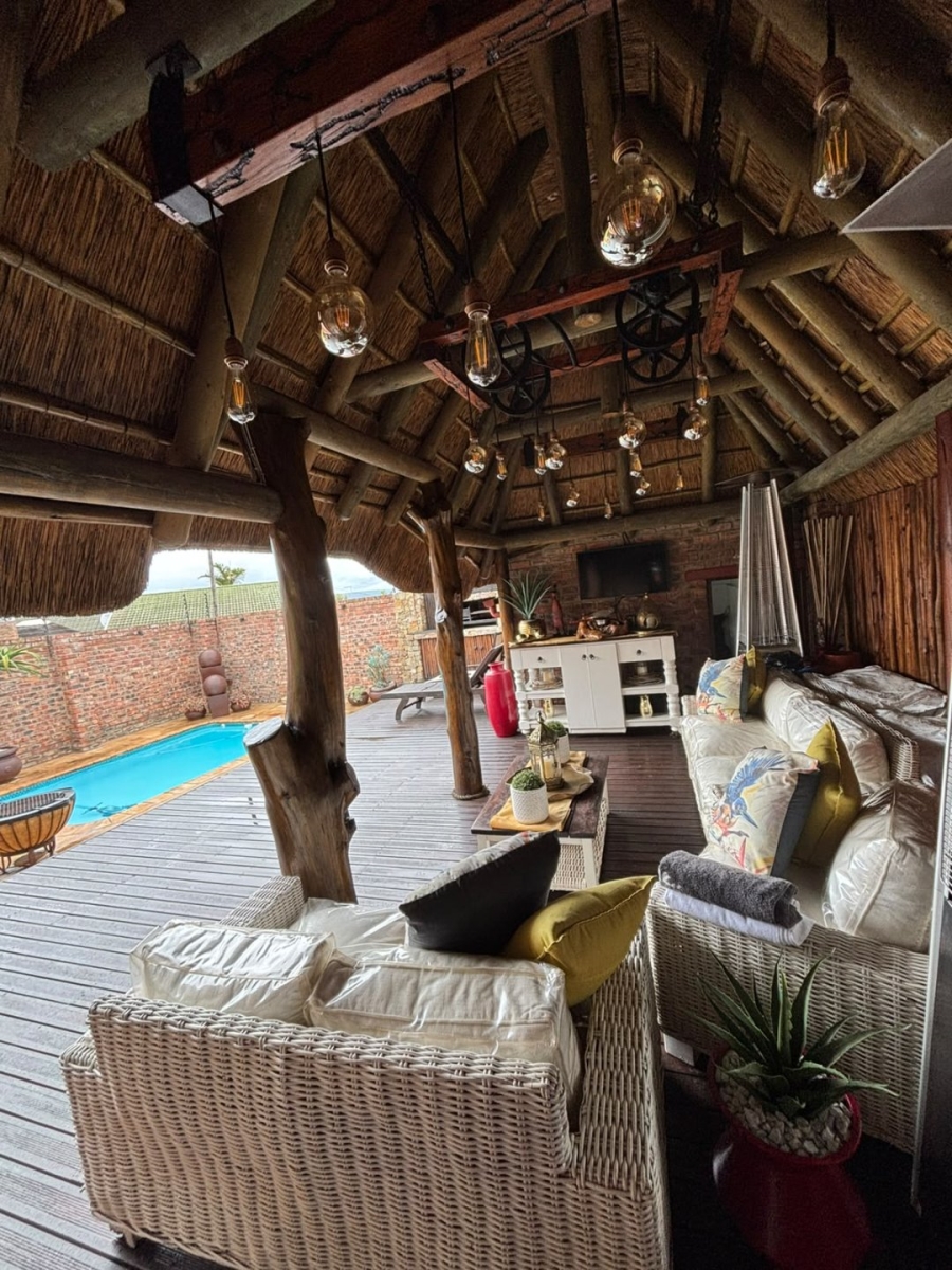 3 Bedroom Property for Sale in Uitenhage Central Eastern Cape